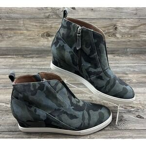 Linea Paolo Anna Womens Wedge Ankle Boot Camo Bootie Sneakers Size 10M